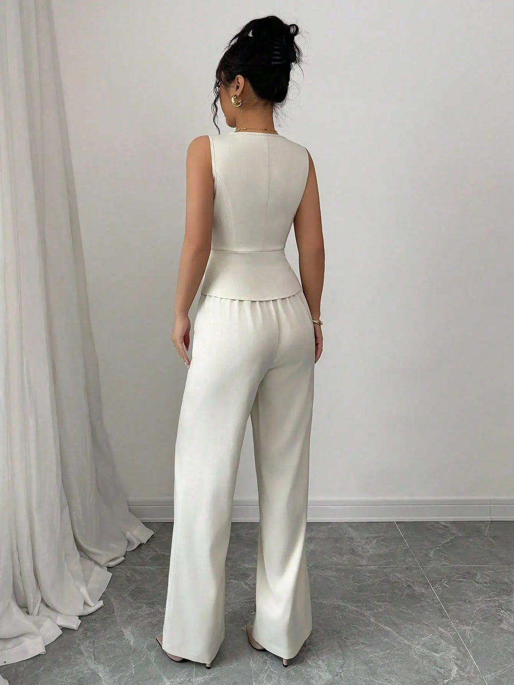 Elegant Sleeveless V-Neck Blazer Set – Women’s Wide Leg Pants Suit